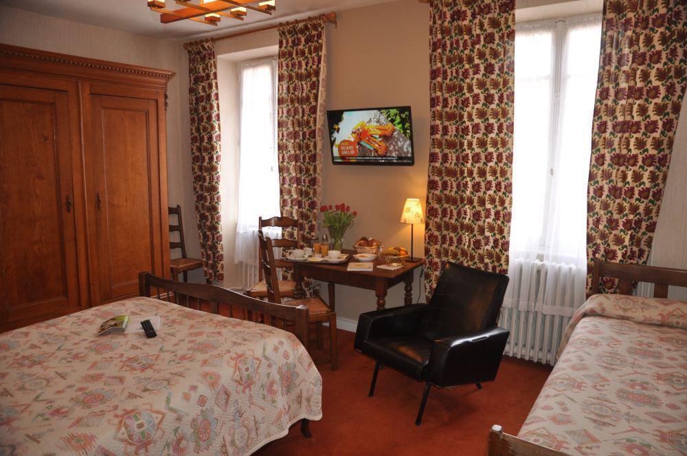 Hotel De Paris Полини Екстериор снимка